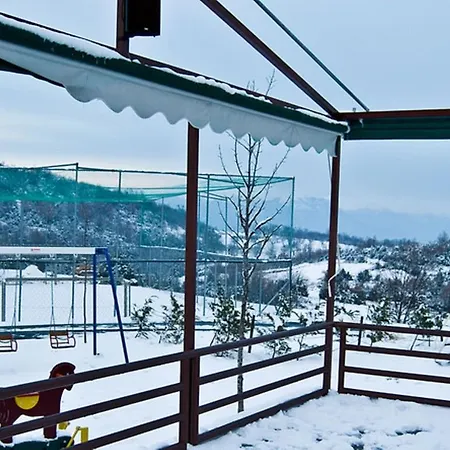 Ξενοδοχείο Kerasia Chalet 3*